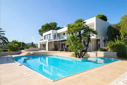 Villa 563 m²