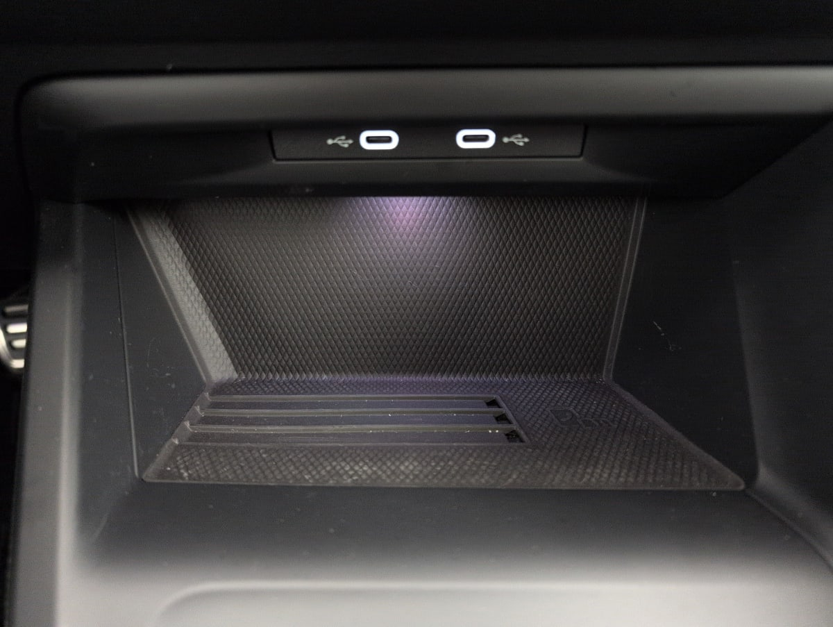 Volkswagen Golf 8 — photo 20