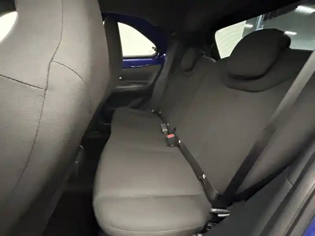 Toyota Aygo 1.0 s-cvt 72 design — photo 23