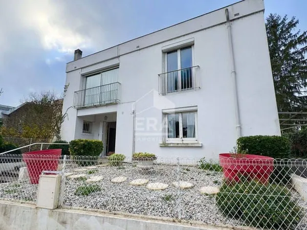 Maison 5 pièces 140 m²