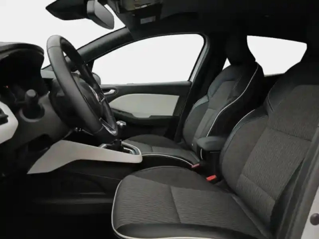 Renault Clio 1.0 tce 90ch techno — photo 29
