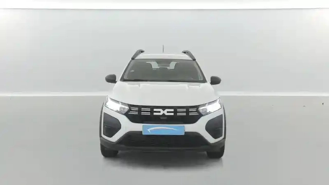 Dacia Jogger tce 110 5 places gsr2 — photo 17