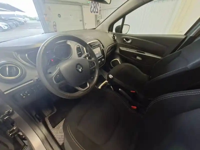Renault Captur dci 90 e6c — photo 10