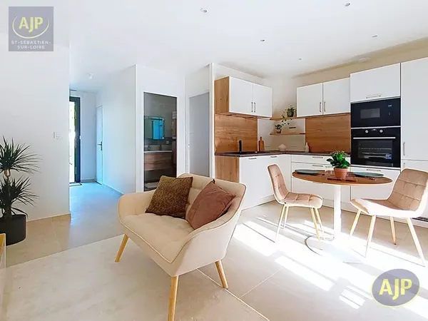 Appartement avec terrasse et jardin, au calme !