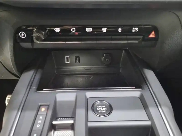 Citroën C5 Aircross hybride rechargeable 225 e-eat8 — photo 45