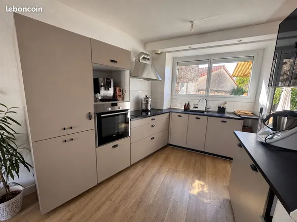Maison 4 chambres et jardin - La Tessoualle