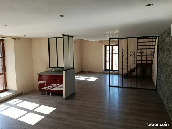 Appartement duplex refait à neuf
