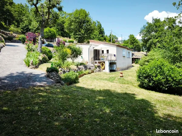 Maison pierre plain-pied 85m2 - Terrain 4800m2 - Bézaudun-les-Alpes - Vente proprio
