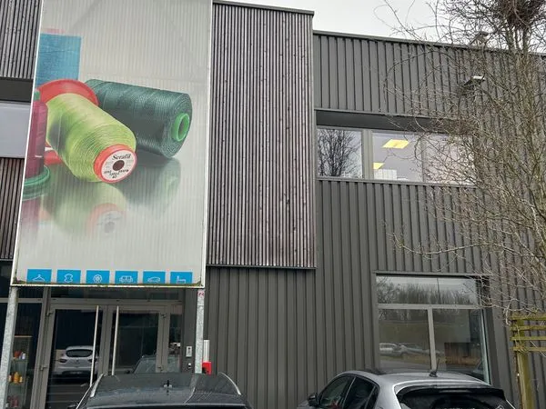Bureaux de 193m2 à louer - La Chapelle-d'Armentières- Accès direct A25