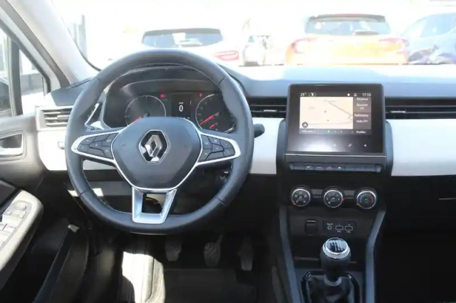 Renault Clio tce 90 — photo 47