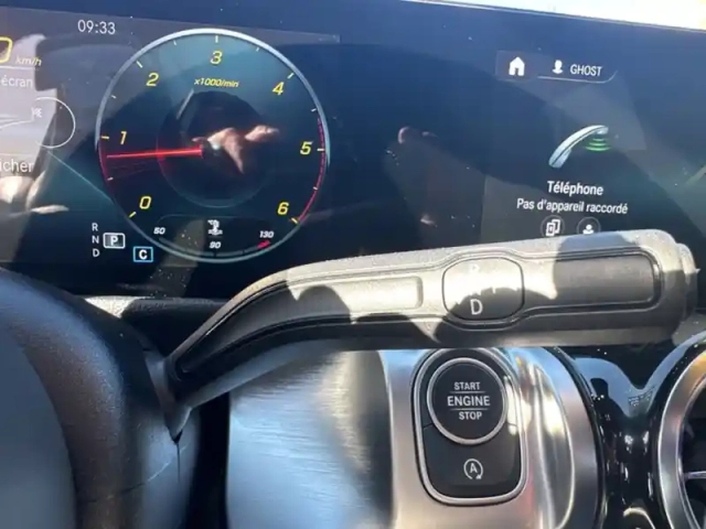 Mercedes Glb 200 d amg line — photo 20
