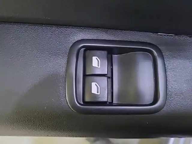 Citroën C3 puretech 83 s&amp;s bvm5 — photo 30