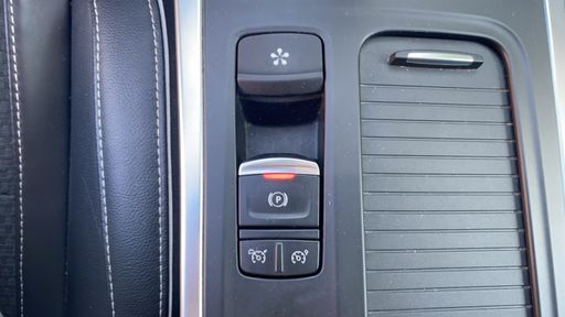 Renault Megane 1.2 TCe 130 - Bose Edition – 2017 – 102678 km – Essence – Boîte Manuelle — photo 11