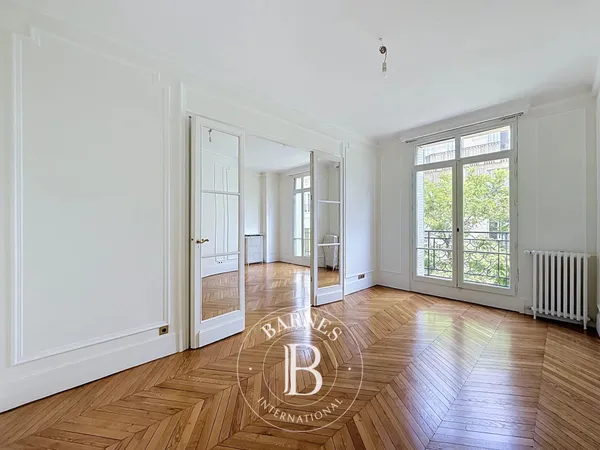Le service location de la Maison BARNES vous propose ce bien :