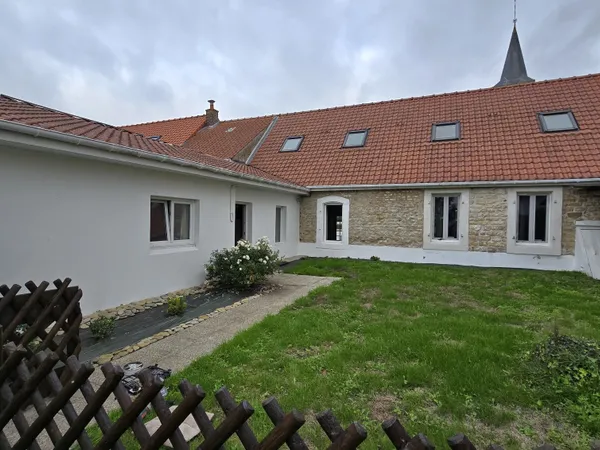 Réf 4029 L1544 - Maison de plain pied avec 1 chambre et jard