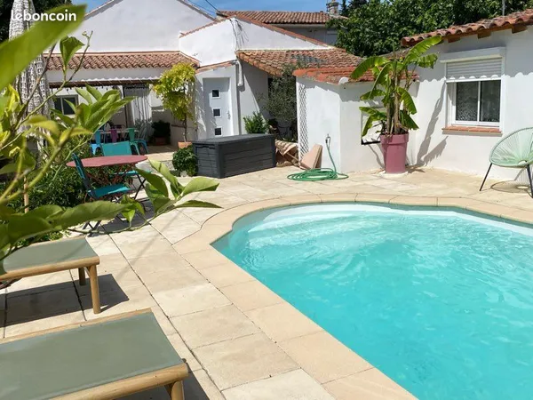 Rognac- Maison village 4ch+studio indépendant