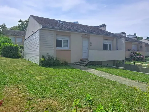 Maison de plain-pied avec sous-sol complet - Quartier Europe - Saint-Quentin