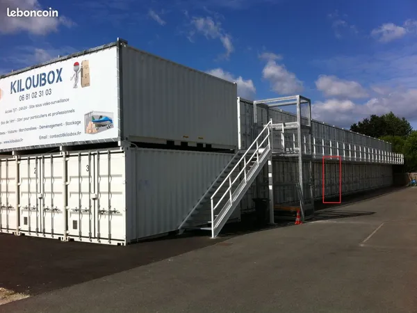 BOX D'ENTREPOSAGE 33m3 - 14 m²