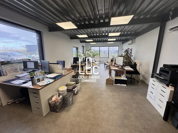 Pont Saint Martin - Local d'activités 280 m²