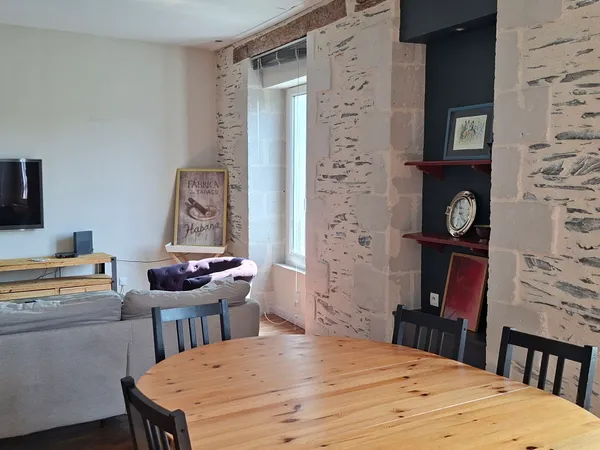 Loue appartement meublé Angers (49) 3 chambres, exterieur - 110m²