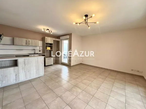 VENTE APPARTEMENT ANTIBES - 2 CHAMBRES - GARAGE