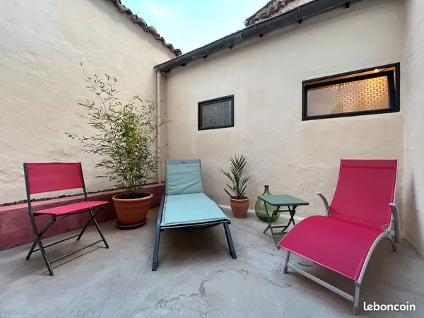 Superbe T4 de 123m², lumineux avec terrasse - Equipé & rénové à neuf