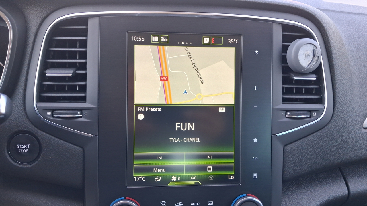 Renault Mégane IV Berline TCe 140 Energy EDC — photo 19