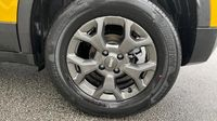Jeep Avenger 1.2 Turbo T3 110ch MHEV Longitude BVR6 eHybrid — photo 10