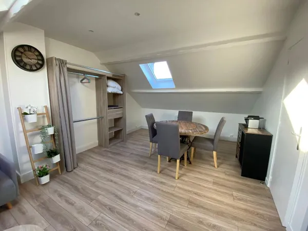 Studio 1 pièce 19 m²