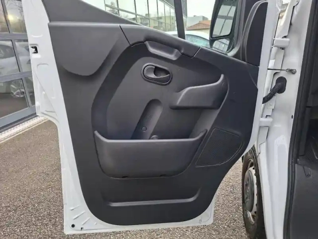 Renault Master fgn trac f3500 l2h2 blue dci 135 — photo 100