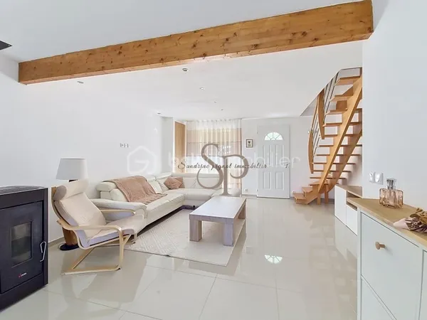Maison 4 pièces 85 m²