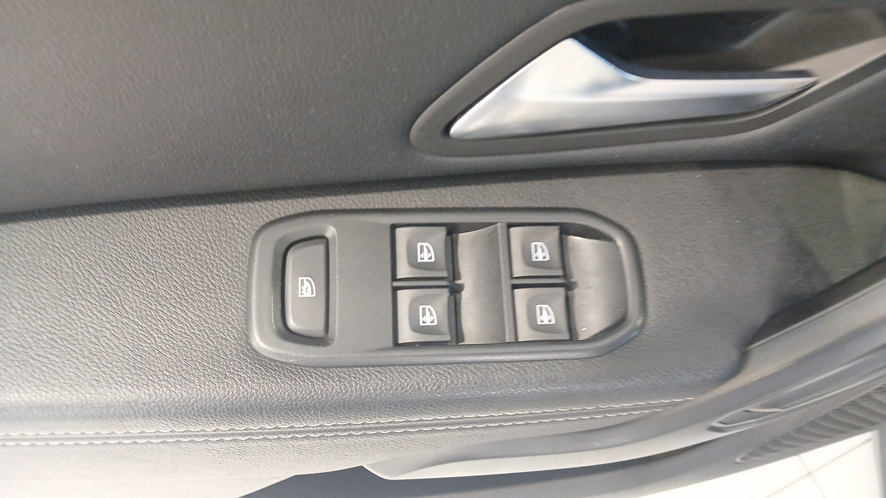 Dacia Duster Blue dCi 115 4x2 — photo 16
