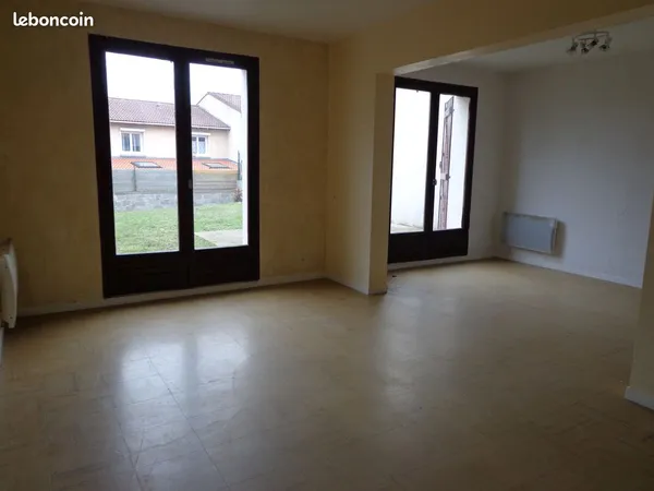 Maison 4 chambres sur terrain clos