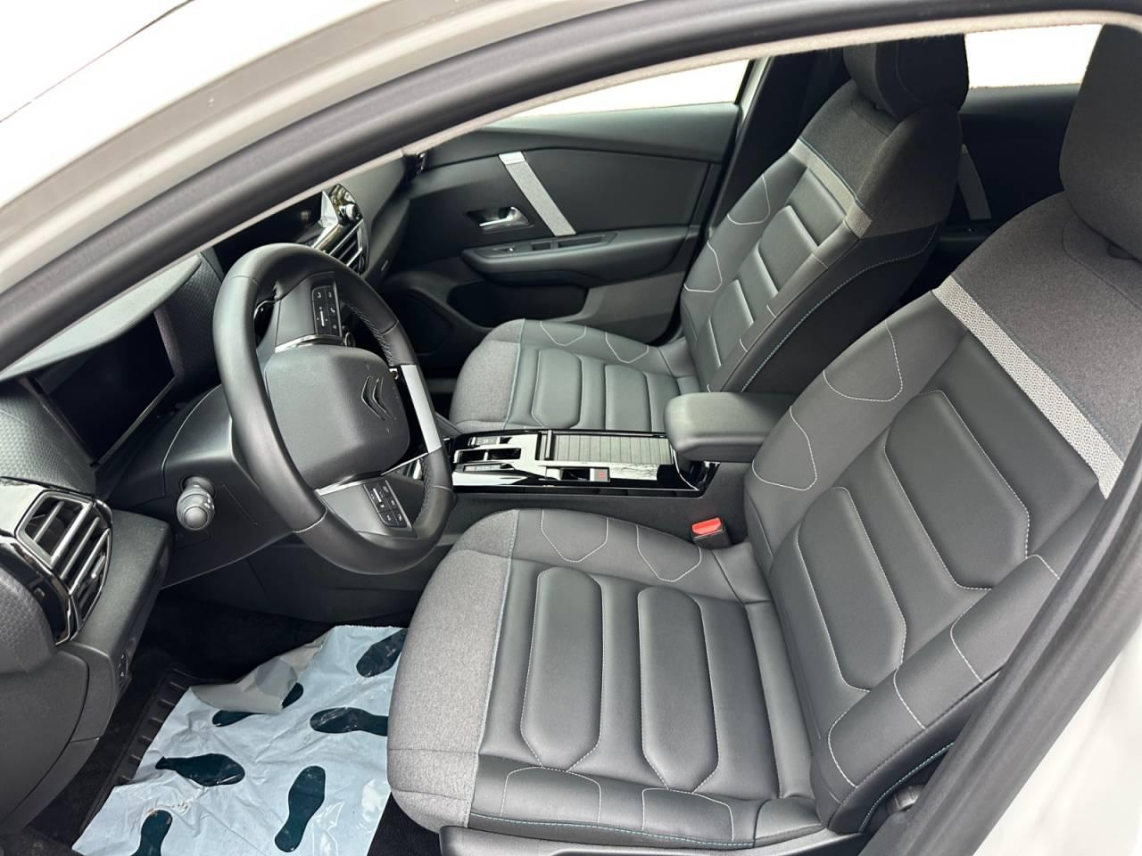 Citroën C4 puretech 130 eat8 max — photo 9
