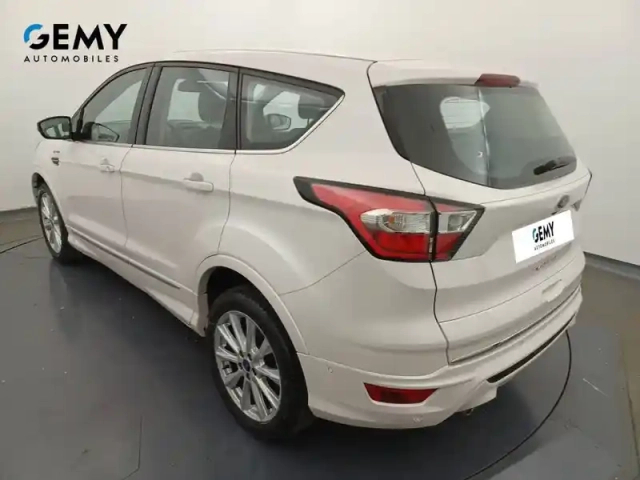 Ford Kuga vignale 2.0 tdci 150 s&amp;s 4x2 bvm6 — photo 17