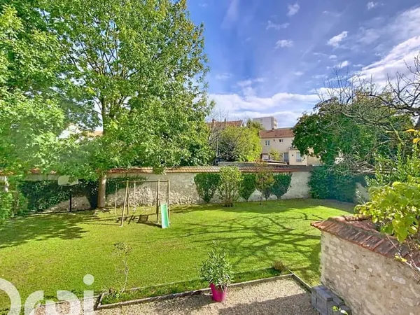 Maison 8 pièces 176 m²