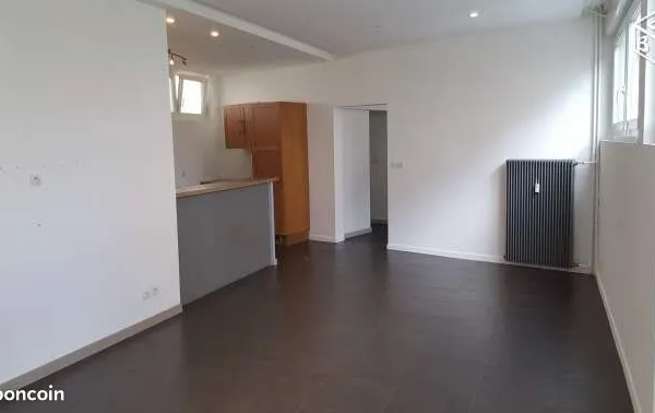 Location appartement type LOFT T3 rue des CAPUCINS STRASBOURG