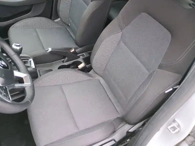 Renault Clio tce 90 — photo 31