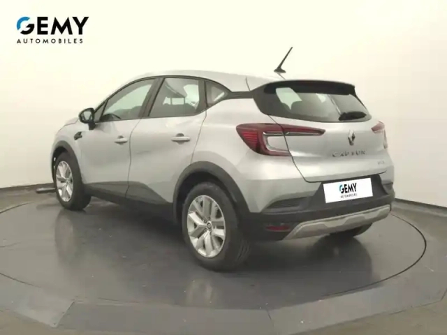 Renault Captur e-tech 145 - 21 — photo 12