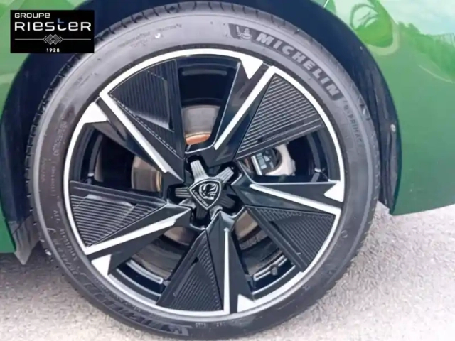Peugeot 308 electrique 54 kwh 156ch — photo 13
