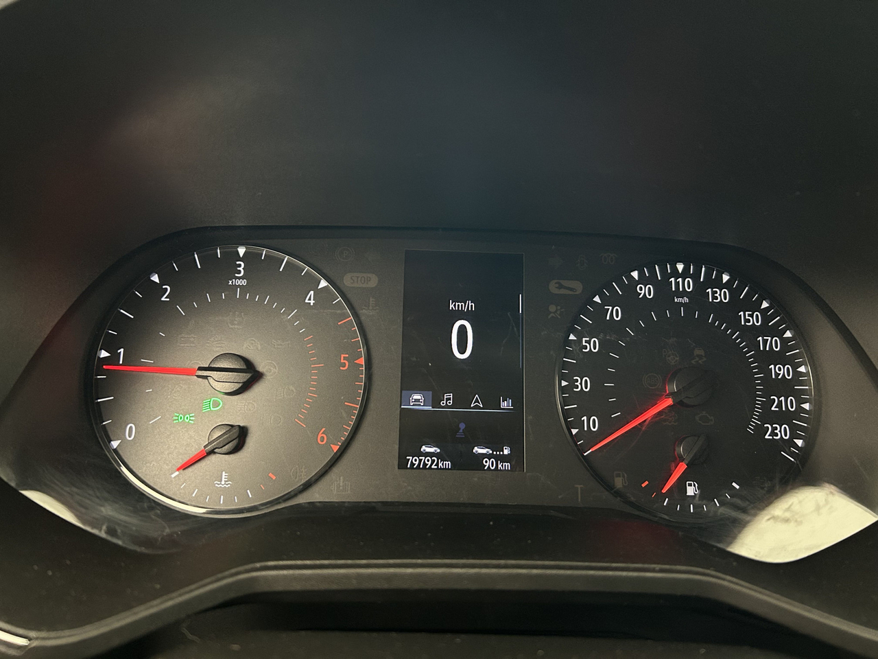 Renault Clio Société — photo 17