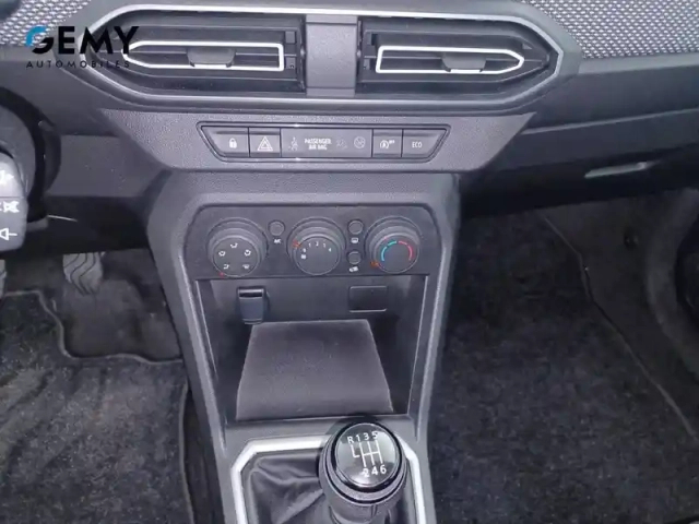 Dacia Jogger tce 110 7 places — photo 4