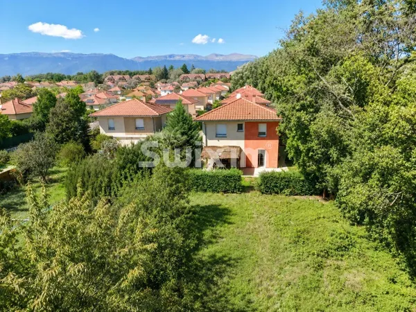 Maison individuelle T5 de 110m2 sur terrain de 1'375m2!