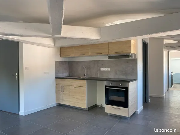 Location Beau T3 SERRIERES