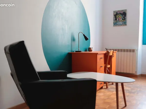 Charmante chambre en colocation