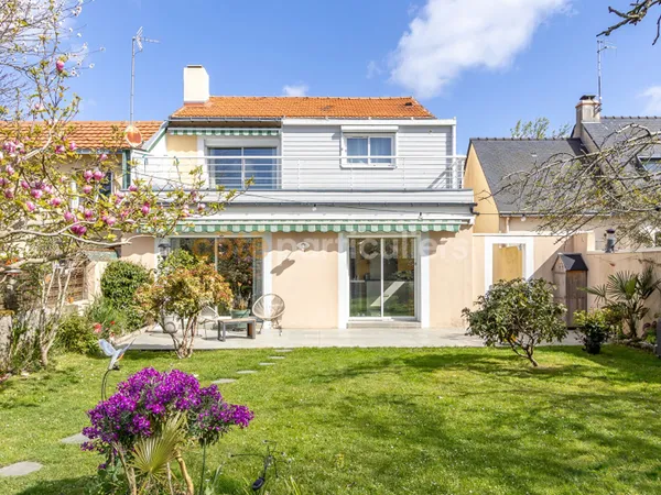 EXCLUSIVITÉ Maison familiale avec jardin, Zola NANTES