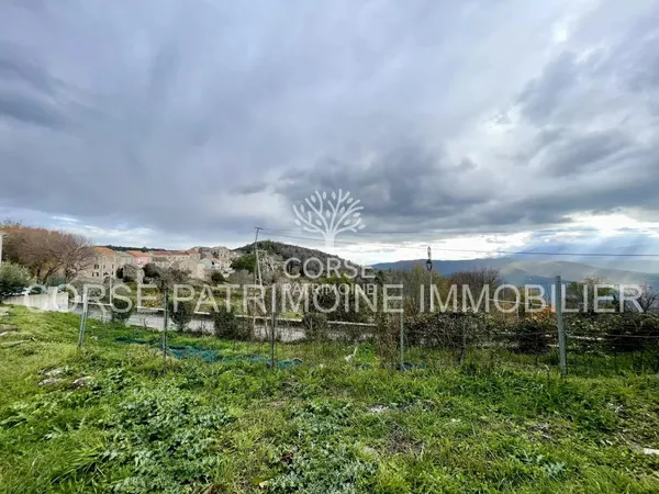 Terrain en individuel 710 m²