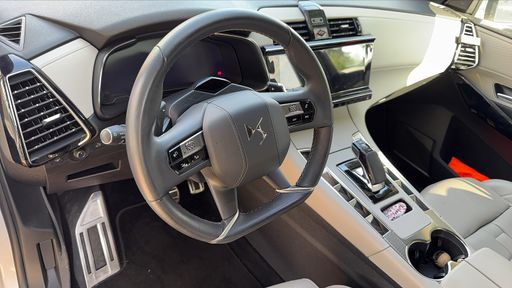 DS DS7 Crossback E-tense 1.6 THP 300 Plug in Hybrid 4X4 EAT8 - Opéra – 2023 – 28166 km – Hybride rechargeable – Boîte Automatique — photo 25
