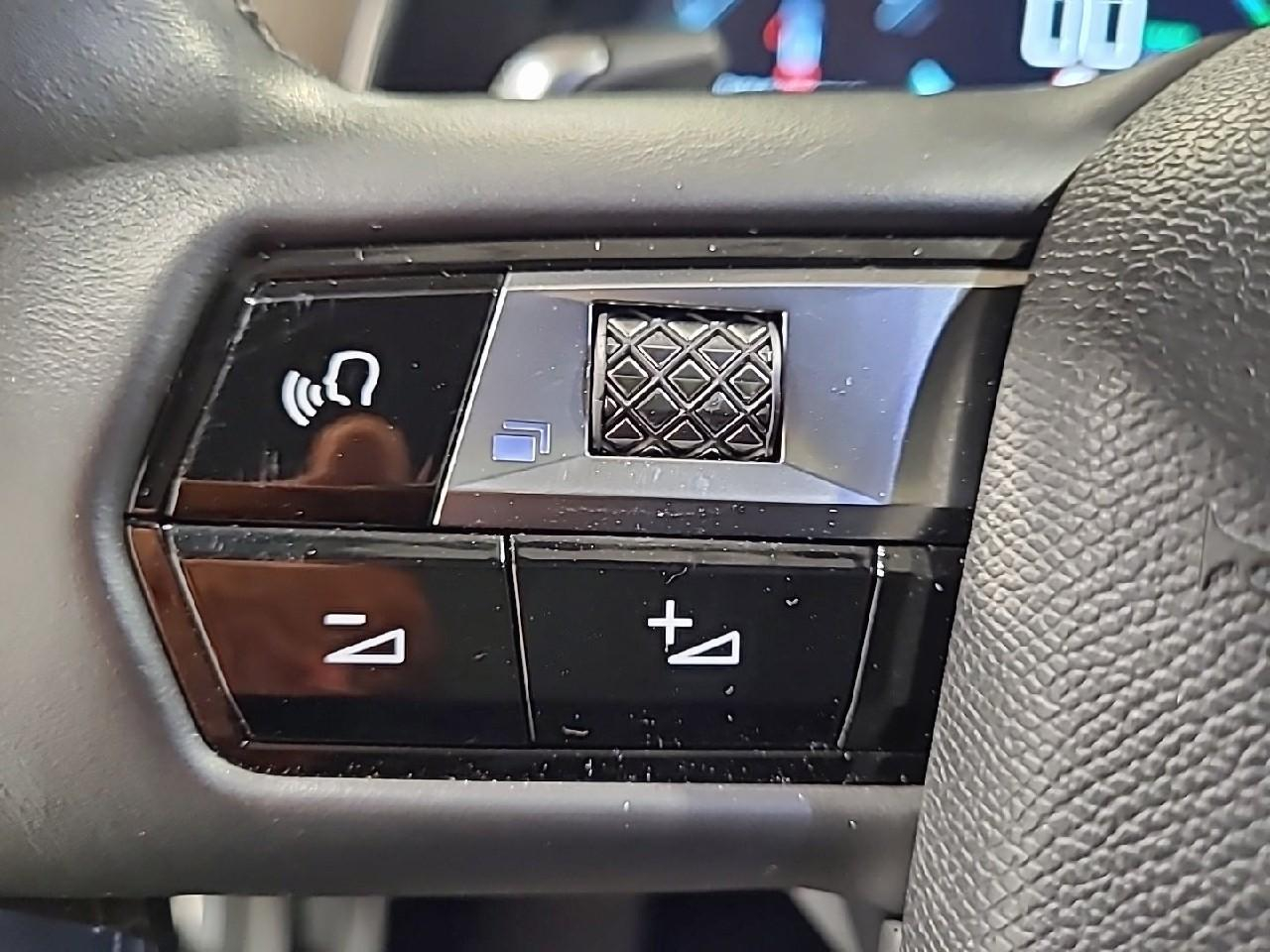 Ds Ds 7 crossback crossback hybride e-tense 225 eat8 bastille+ — photo 19