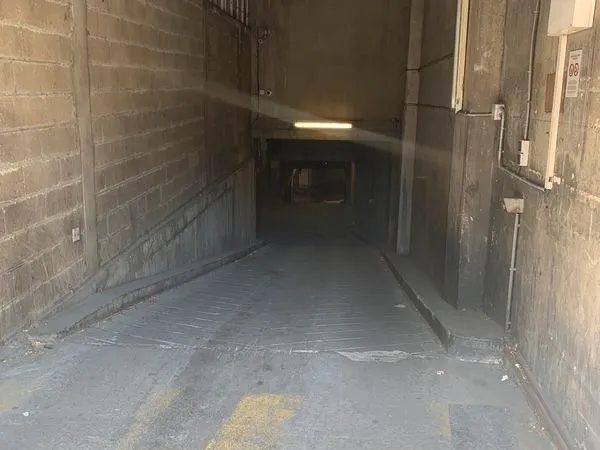 Parking sécurisé - 60/mois - Saint-Denis - Arrêt Cosmonautes / Parc de la Légion d'Honneur